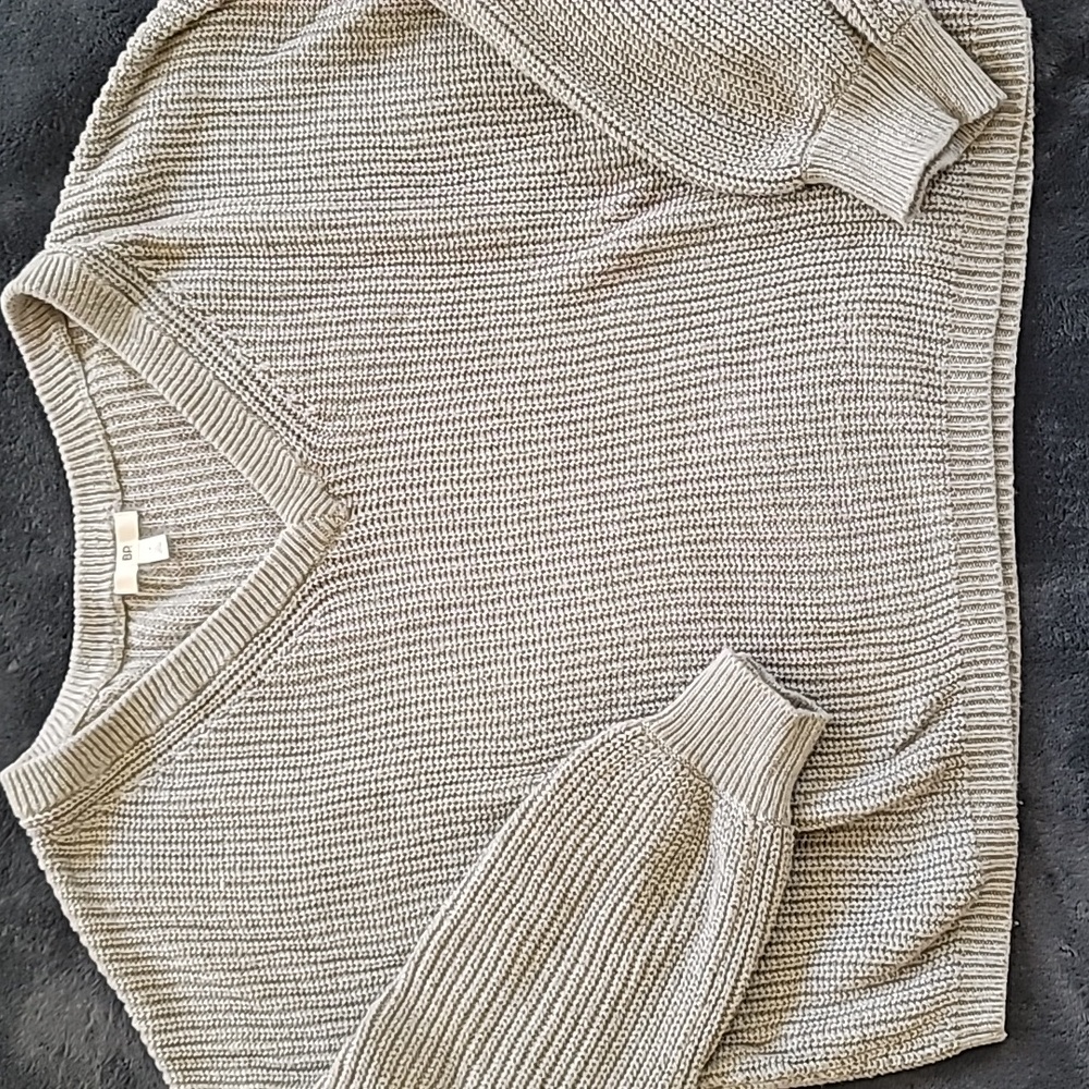 BP cropped long sleeve knit sweater